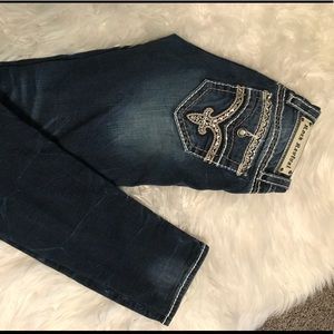 Rock Revival.. 27.. Skinny .. like new!!